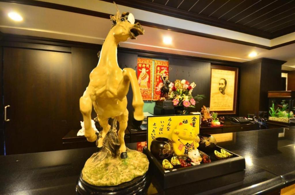 Khách sạn The Heritage Sathorn 3*