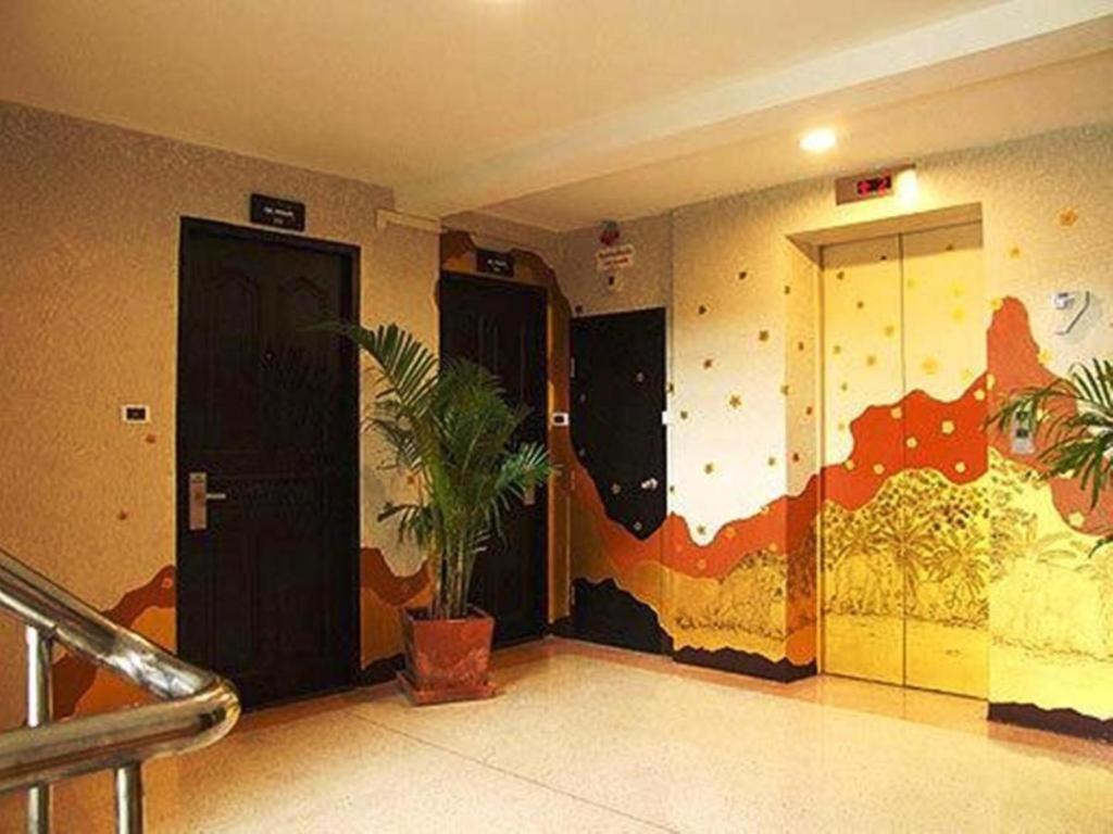 Khách sạn The Heritage Sathorn 3*